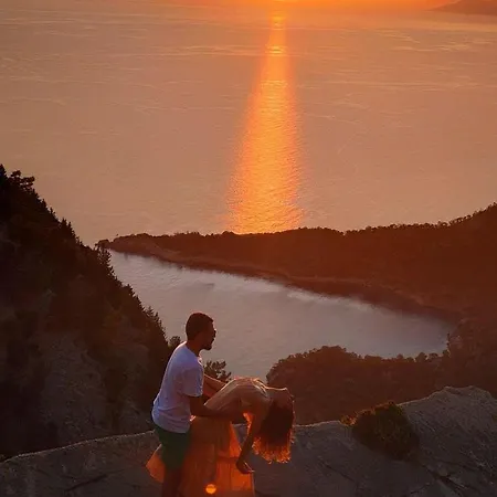 Tuerkdomes Glamping * Alinca