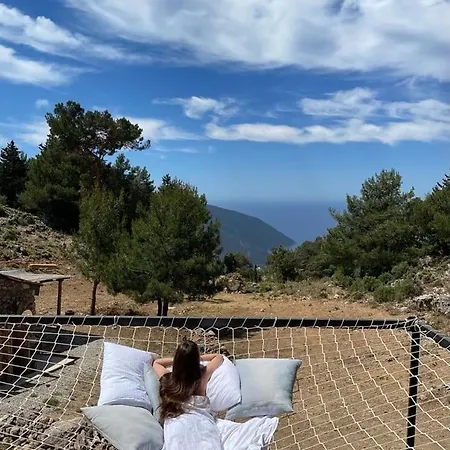 Türkdomes Glamping Kamp alanı Alinca